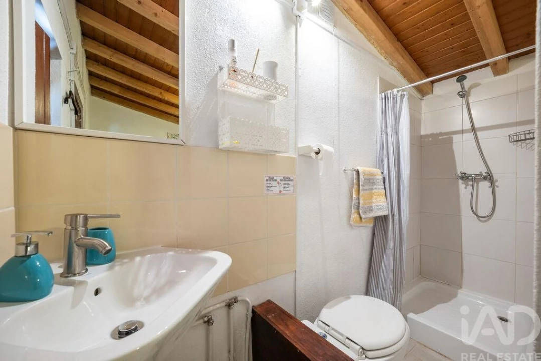 Moradia T3 para Venda em Cabeçudo Foto 31