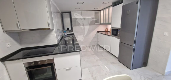 Moradia T2 para Venda em Alverca do Ribatejo e Sobralinho
