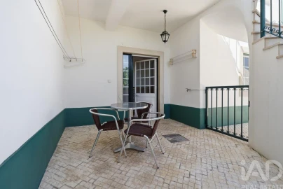 Apartamento T2 para Venda em Santa Maria, São Pedro e Matacães