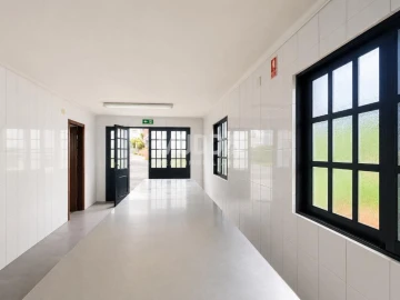 Moradia T4 para Venda em O. Azeméis, Riba-Ul, Ul, Macinhata Seixa, Madail
