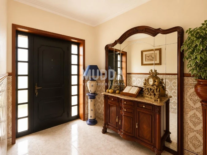 Moradia T4 para Venda em O. Azeméis, Riba-Ul, Ul, Macinhata Seixa, Madail Foto 2