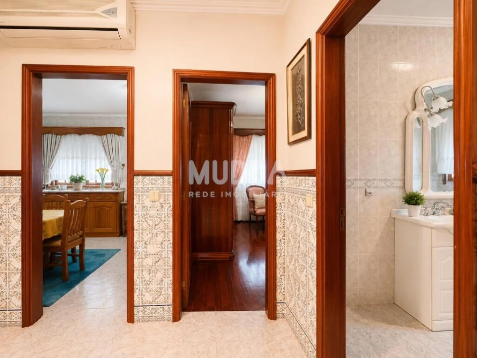 Moradia T4 para Venda em O. Azeméis, Riba-Ul, Ul, Macinhata Seixa, Madail Foto 15