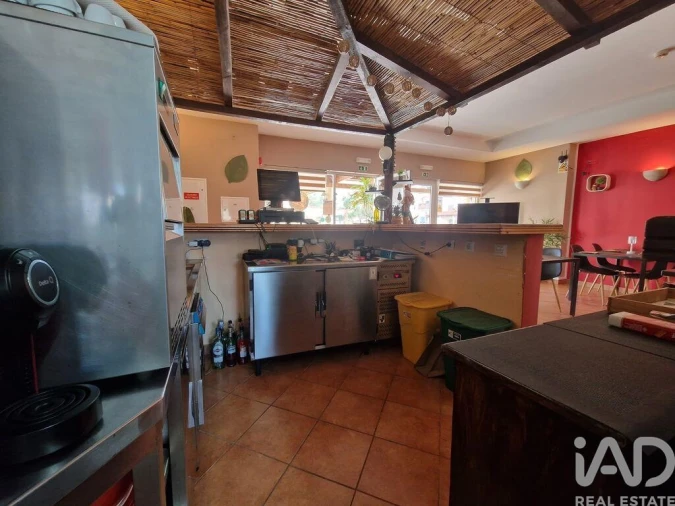 Loja para Arrendamento em Portimão Foto 13