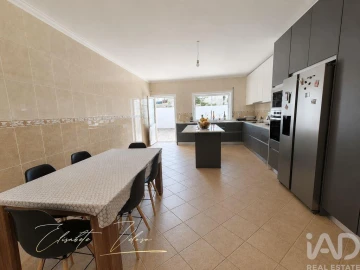Moradia T4 para Venda em Santo Andre de Vagos