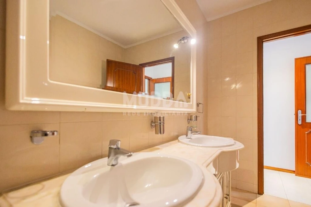 Apartamento T2 para Venda em Ovar, São João, Arada e São Vicente de Pereira Jusã Foto 15