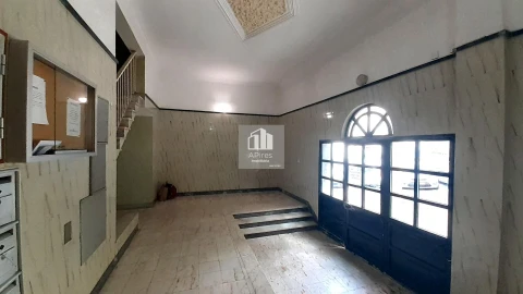Apartamento T3 para Venda em Algueirão-Mem Martins