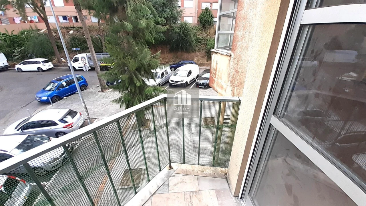 Apartamento T3 para Venda em Algueirão-Mem Martins Foto 27