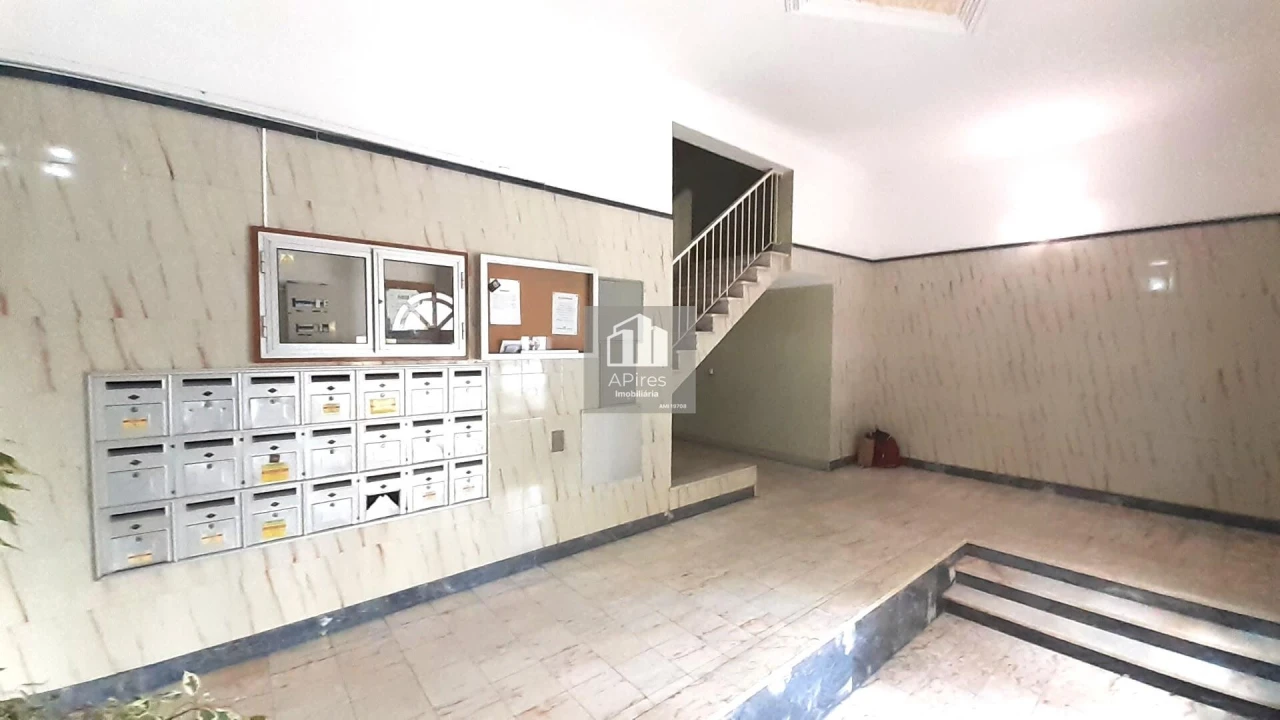 Apartamento T3 para Venda em Algueirão-Mem Martins Foto 29