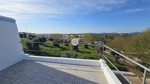 Moradia T2 para Venda em Redondo