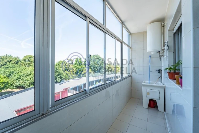 Apartamento T2 para Venda em Cidade da Maia Foto 12