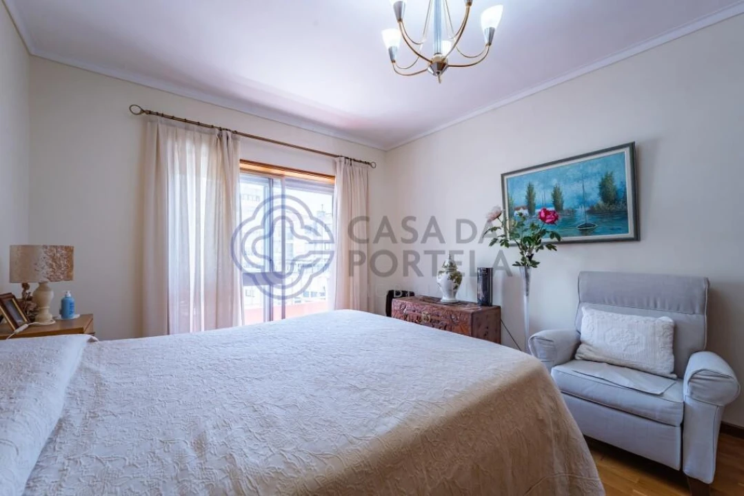 Apartamento T2 para Venda em Cidade da Maia Foto 17