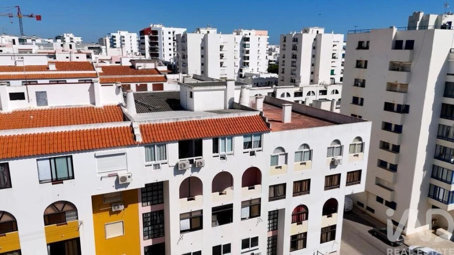 Apartamento T2 para Venda em Quarteira Foto 25