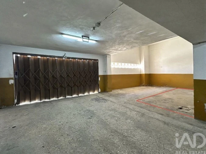 Apartamento T2 para Venda em Quarteira Foto 30