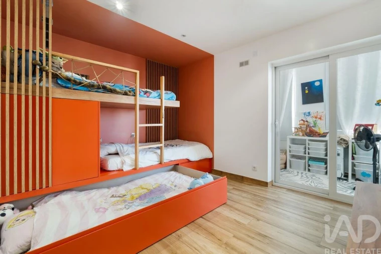 Apartamento T2 para Venda em Quarteira Foto 16