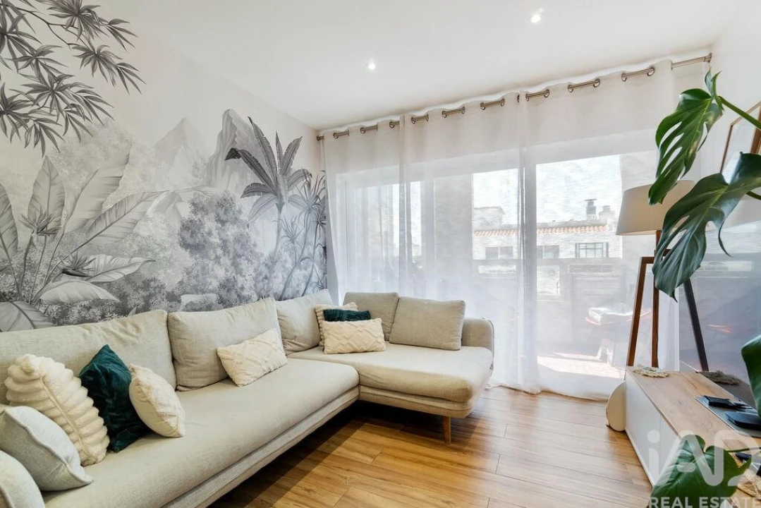 Apartamento T2 para Venda em Quarteira Foto 5