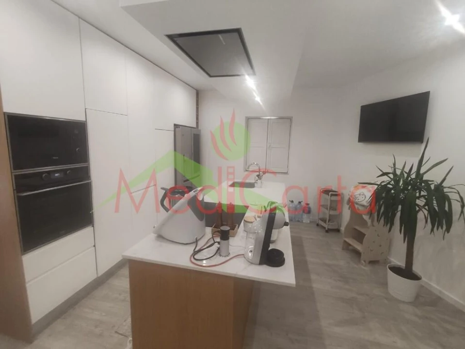 Moradia T3 para Venda em Pontevel Foto 2
