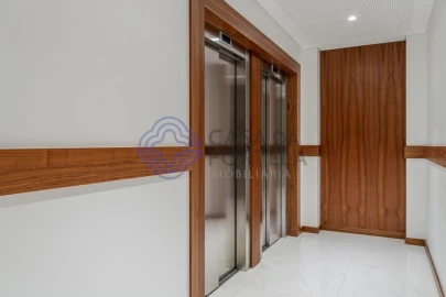 Apartamento T2 para Venda em Santa Maria da Feira, Travanca, Sanfins e Espargo