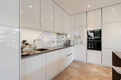 Apartamento T2 para Venda em Santa Maria da Feira, Travanca, Sanfins e Espargo
