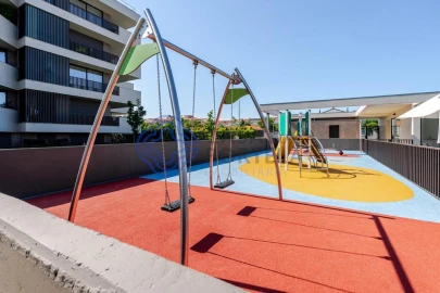 Apartamento T2 para Venda em Santa Maria da Feira, Travanca, Sanfins e Espargo