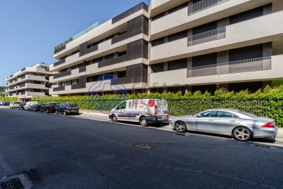 Apartamento T2 para Venda em Santa Maria da Feira, Travanca, Sanfins e Espargo