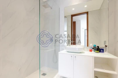 Apartamento T2 para Venda em Santa Maria da Feira, Travanca, Sanfins e Espargo