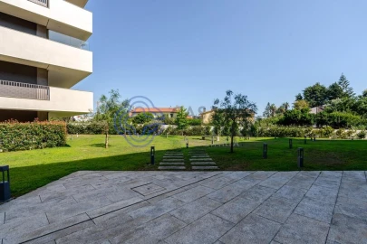 Apartamento T2 para Venda em Santa Maria da Feira, Travanca, Sanfins e Espargo