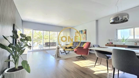 Apartamento T3 para Venda em Albufeira e Olhos de Água