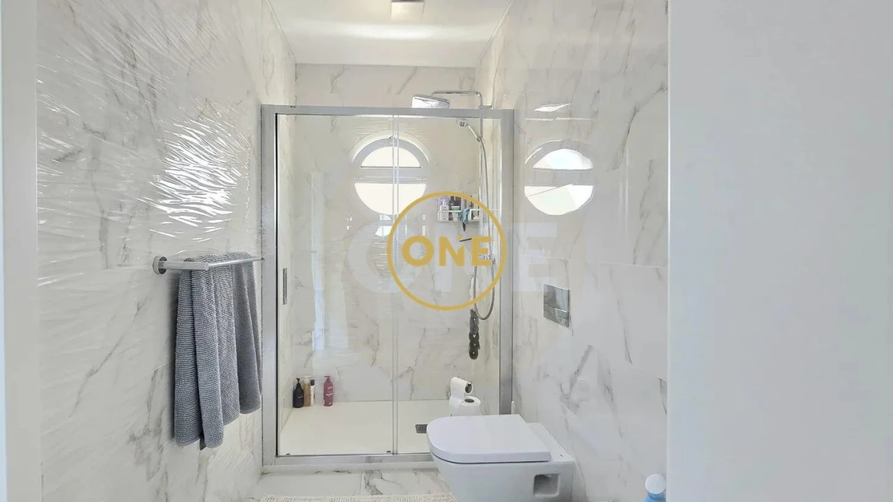 Apartamento T3 para Venda em Albufeira e Olhos de Água Foto 7