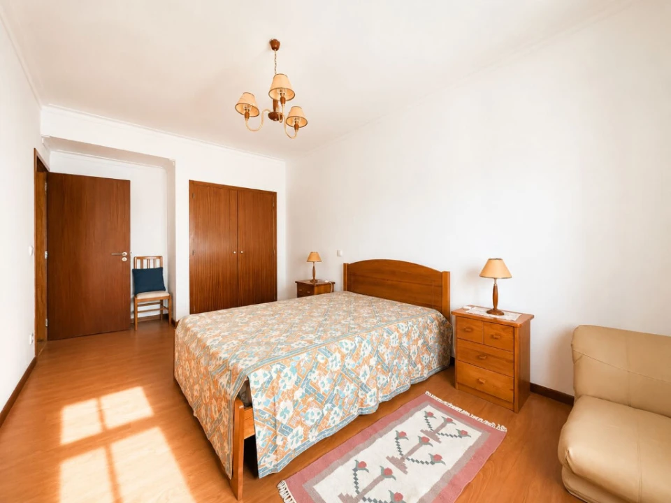 Apartamento T2 para Venda em Miranda do Corvo Foto 3