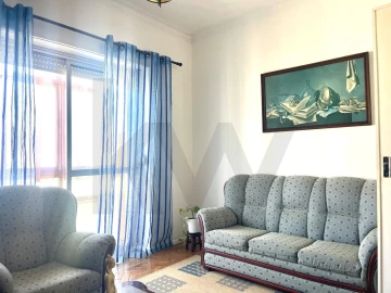 Apartamento T3 para Venda em Queluz e Belas