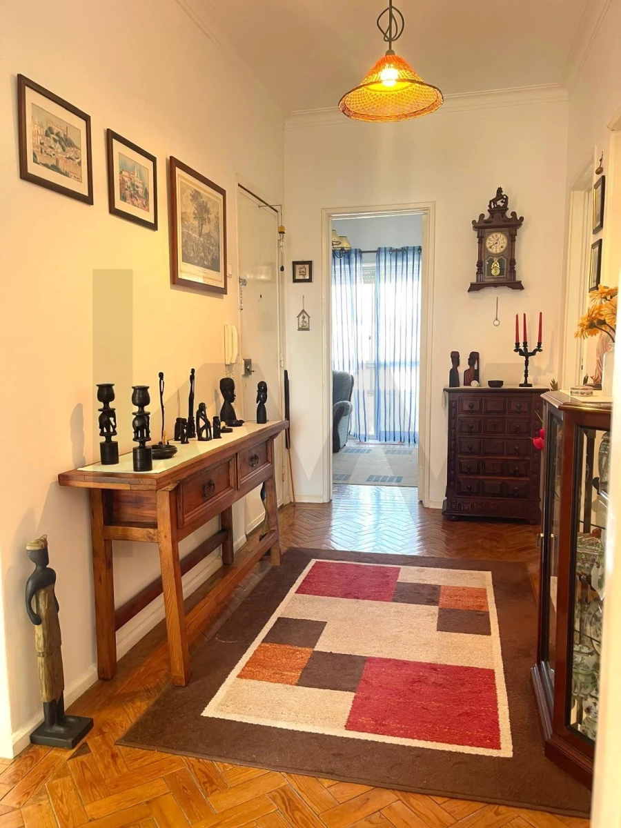 Apartamento T3 para Venda em Queluz e Belas Foto 25