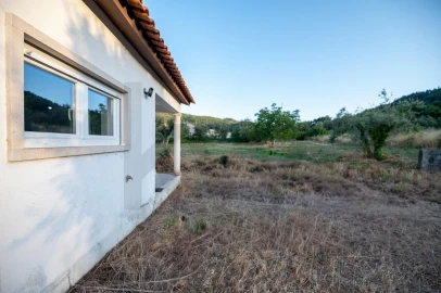 Moradia T3 para Venda em Chão de Couce