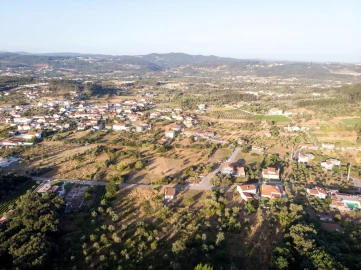 Moradia T3 para Venda em Chão de Couce