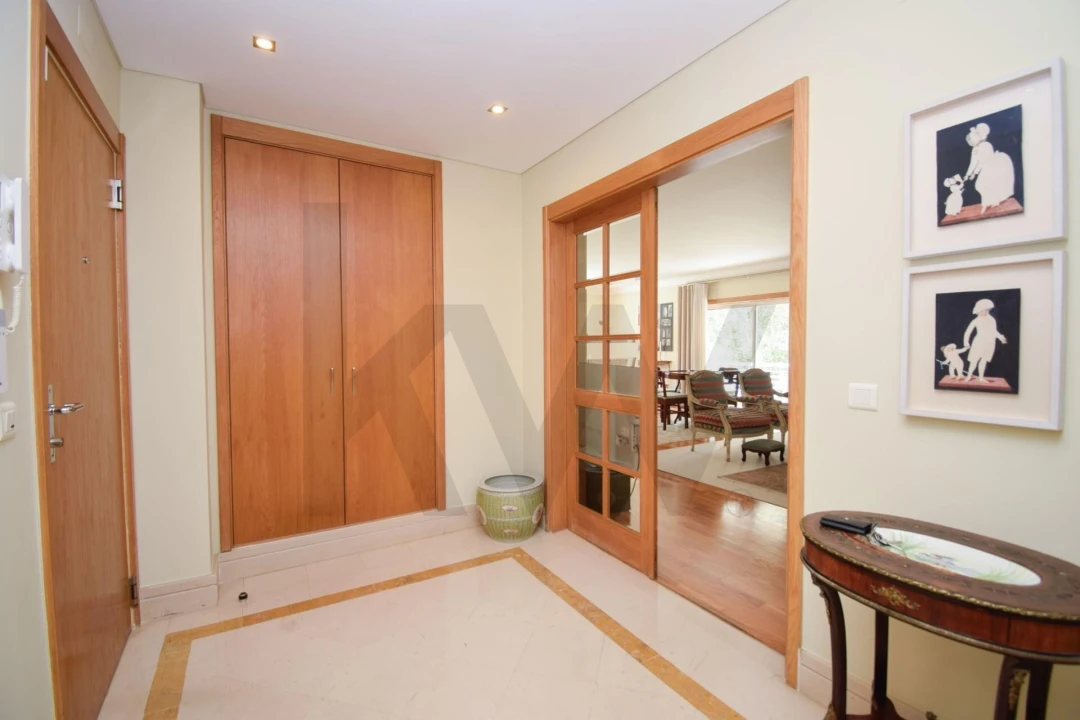 Apartamento T4 para Venda em Lumiar Foto 8