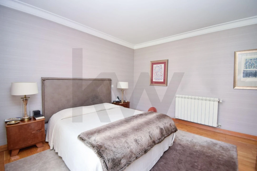 Apartamento T4 para Venda em Lumiar Foto 23