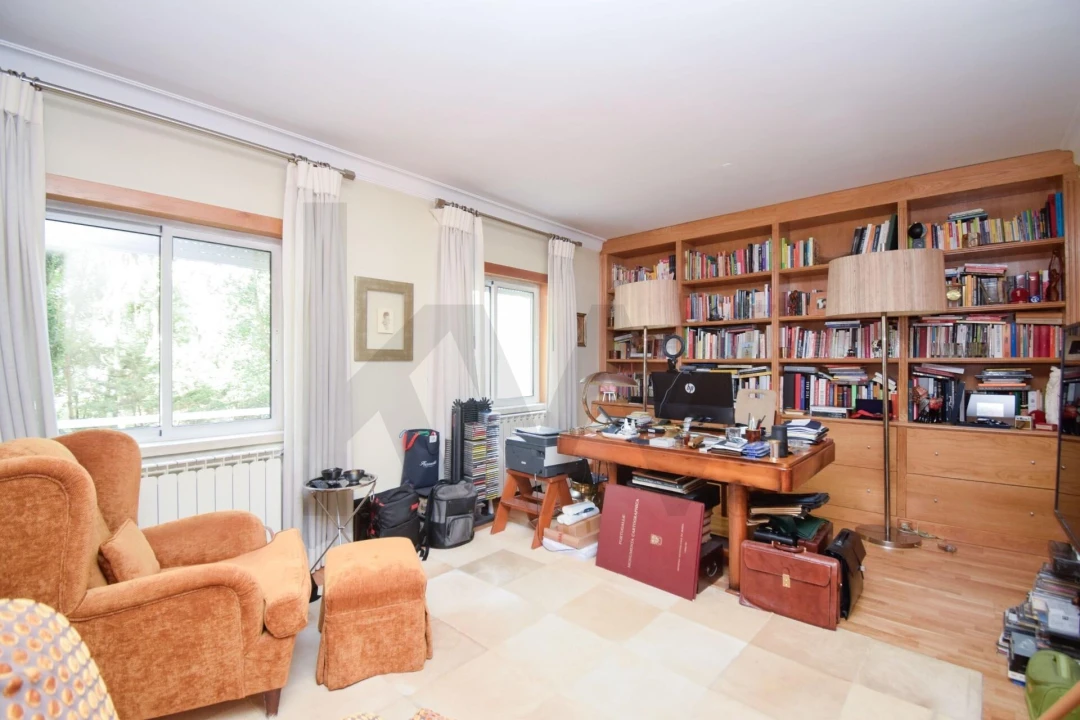 Apartamento T4 para Venda em Lumiar Foto 28