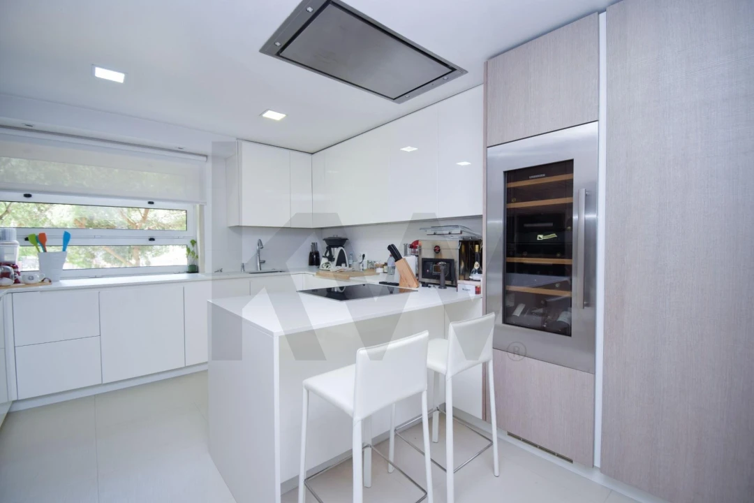 Apartamento T4 para Venda em Lumiar Foto 12