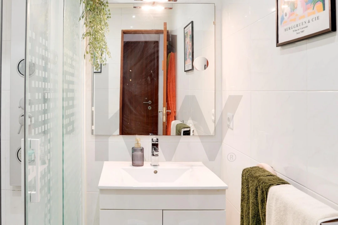Apartamento T1 para Venda em Costa da Caparica Foto 14