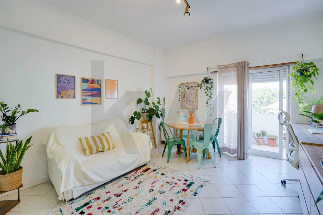 Apartamento T1 para Venda em Costa da Caparica Foto 3