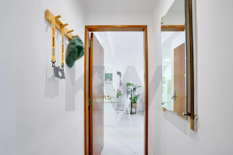 Apartamento T1 para Venda em Costa da Caparica Foto 16