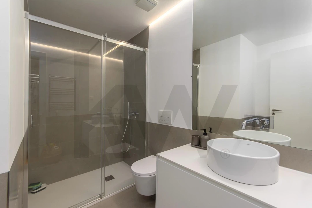Apartamento T1 para Arrendamento em Arroios Foto 7