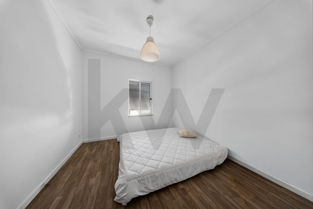 Apartamento T1 para Venda em Costa da Caparica Foto 12