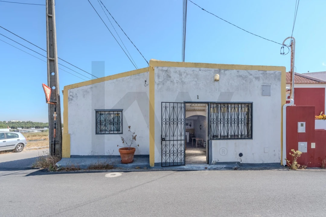 Loja para Venda em Charneca de Caparica e Sobreda Foto 19