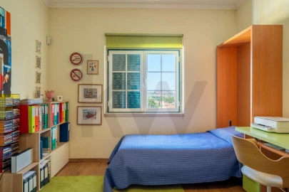 Apartamento T2 para Venda em São João das Lampas e Terrugem