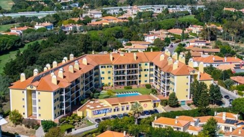 Apartamento T2 para Venda em Santa Maria e São Miguel, São Martinho, São Pedro Penaferrim
