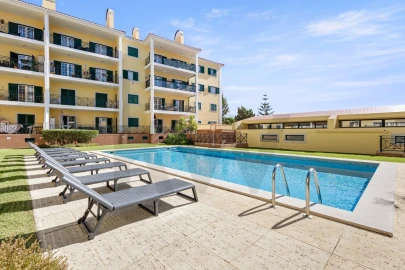 Apartamento T2 para Venda em Santa Maria e São Miguel, São Martinho, São Pedro Penaferrim
