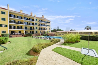Apartamento T2 para Venda em Santa Maria e São Miguel, São Martinho, São Pedro Penaferrim