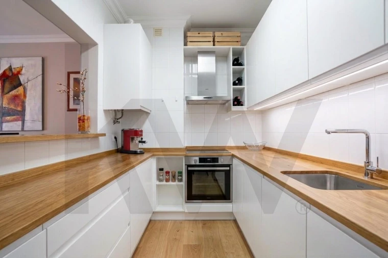 Apartamento T2 para Venda em Santa Maria e São Miguel, São Martinho, São Pedro Penaferrim Foto 4