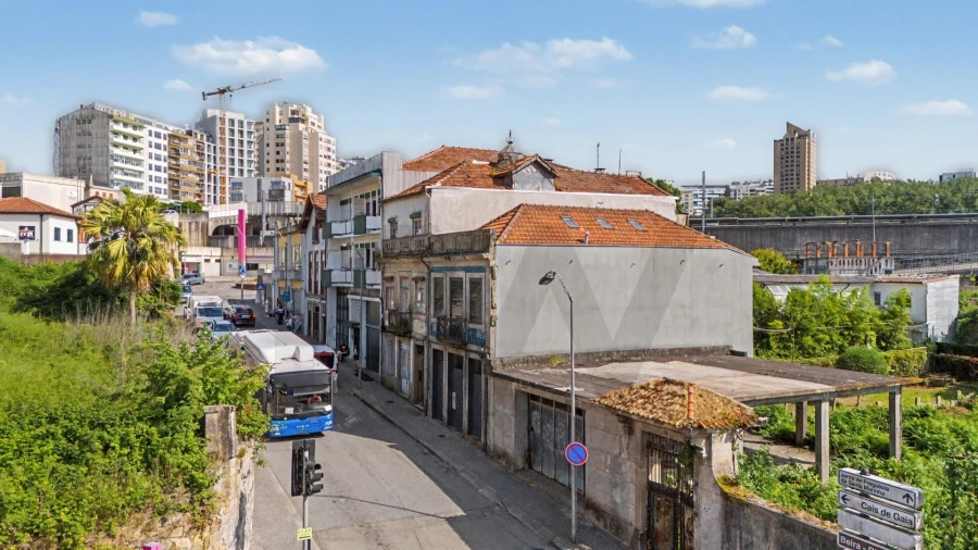 Moradia T3 para Venda em Santa Marinha e São Pedro da Afurada Foto 35