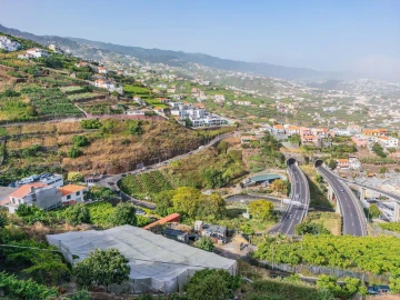 Terreno para Venda em Camara de Lobos